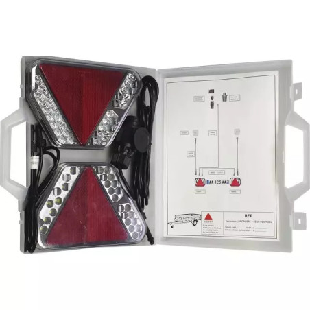 KIT SIGNALISATION ARRIERE 2 FEUX LED TRIANGULAIRES 12V 17M