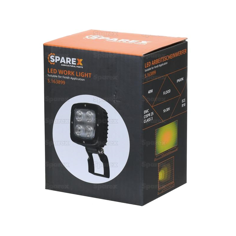 PHARE DE TRAVAIL CARRE 4 LED 4000 LUMENS ECLAIRAGE LARGE ADAPTABLE FENDT