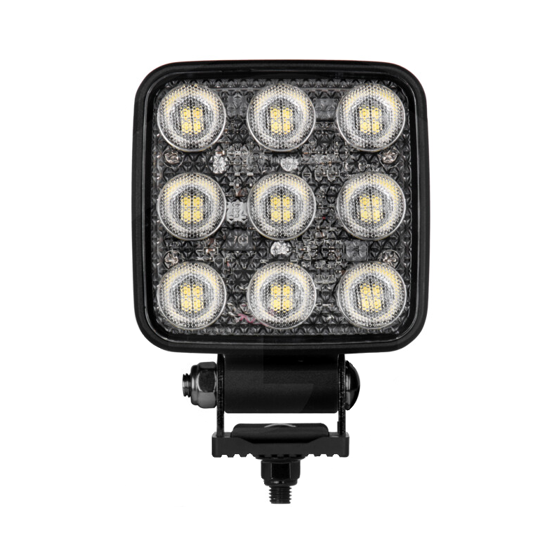 PHARE DE TRAVAIL CARRE 9 LED 6237 LUMENS ECLAIRAGE LARGE