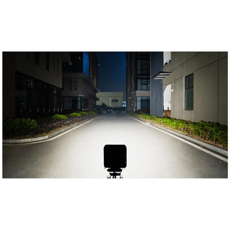 Phare Travail LED Carré 6400 Lm | Éclairage Large 12-40V | Protopled