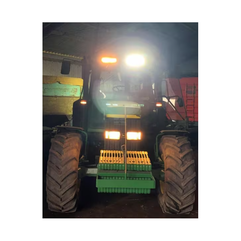 Phare de Travail LED 3500 Lm Adaptable John Deere RE306510 RE577572